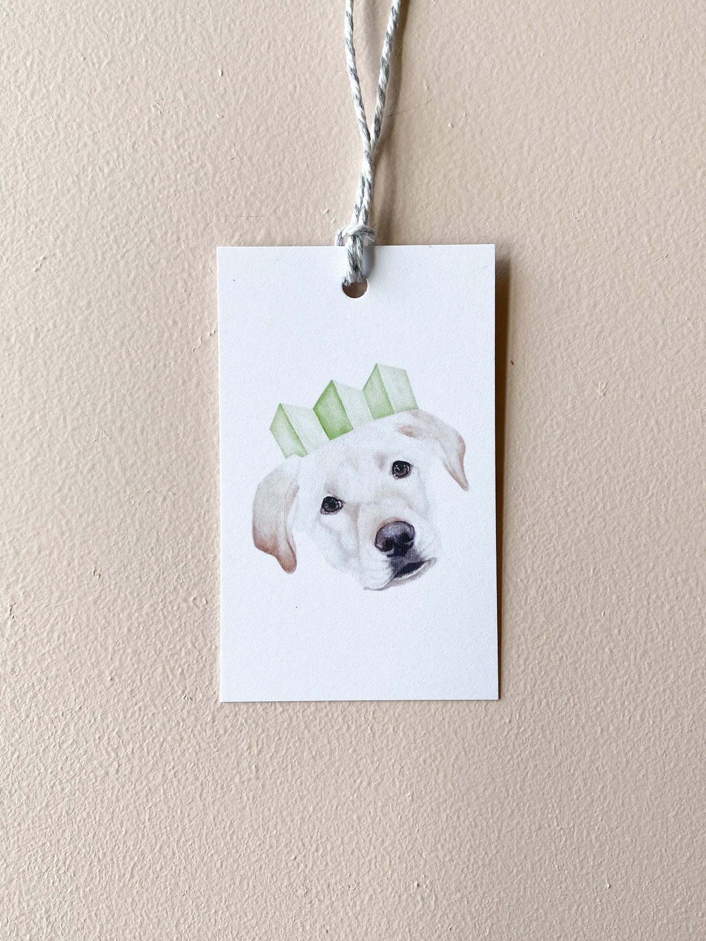 Ginny the Golden Retriever Present Tag